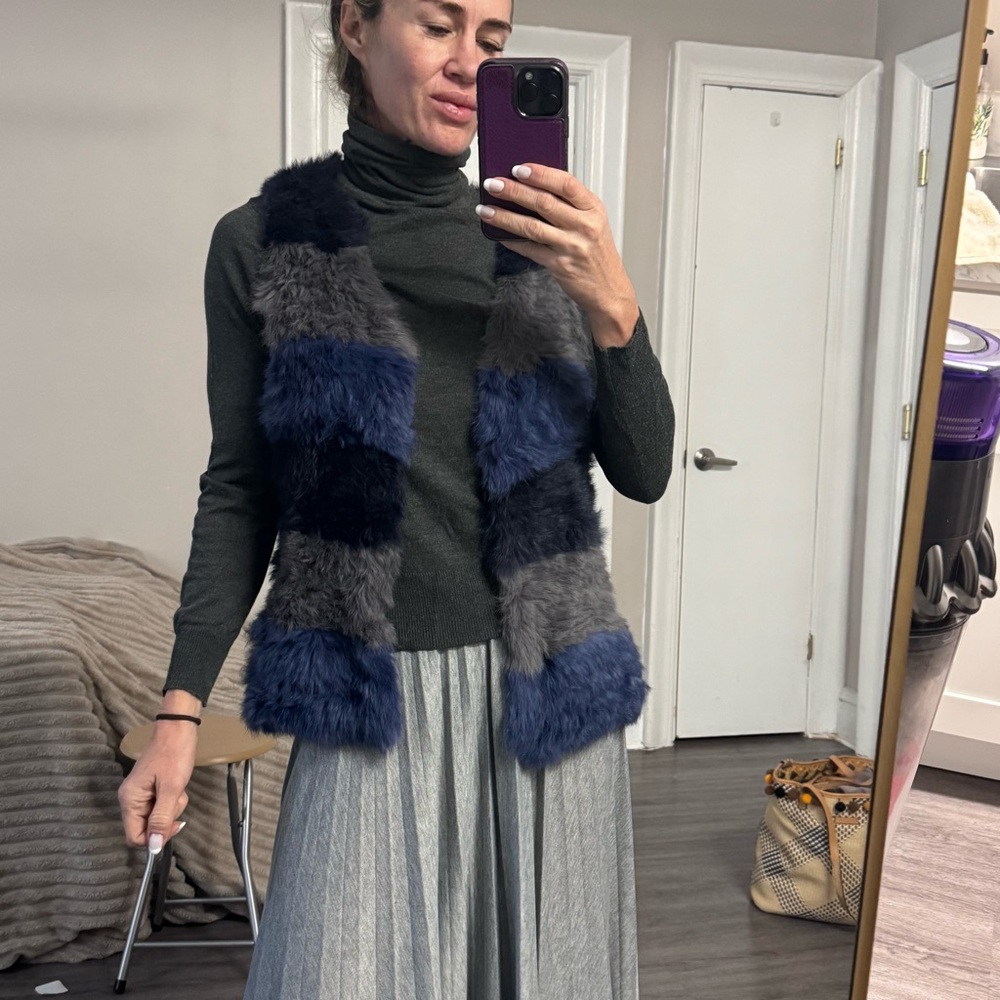 Badgley Mischka Genuine Rabbit Fur Vest - Picture 9 of 15